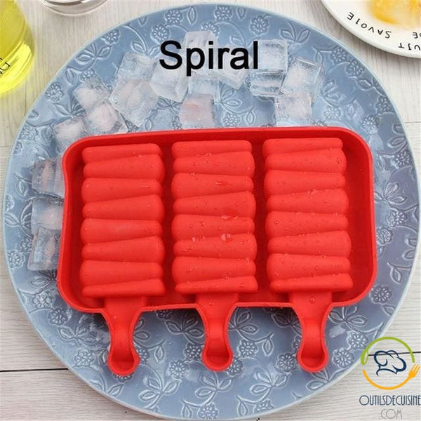 Silicone Ice Mold With 20 Spiral Sticks